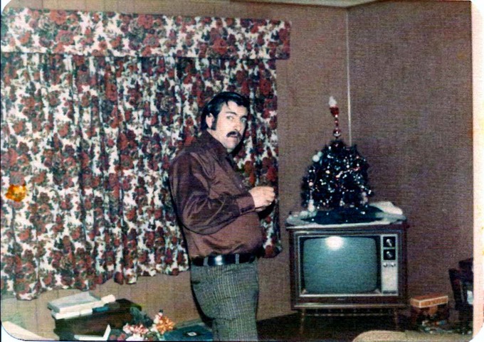 Picture600-14 1976
