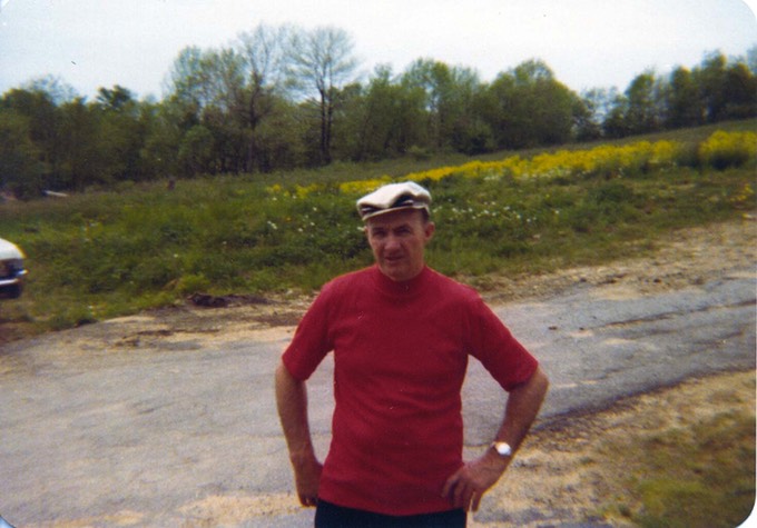 UJ 1976